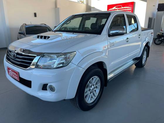 TOYOTA HILUX 3.0 SRV 4X4 CD 16V TURBO INTERCOOLER DIESEL 4P AUTOMÁTICO